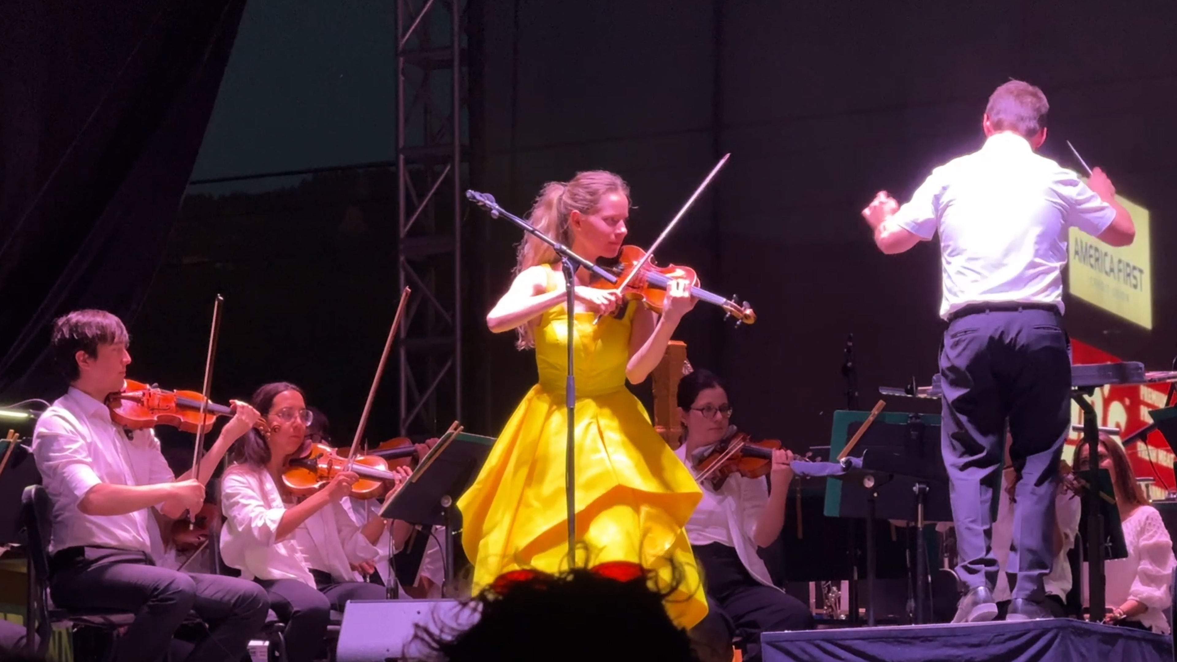 Serendipity in the Canyon: A Symphonic Evening with Aubree Oliverson